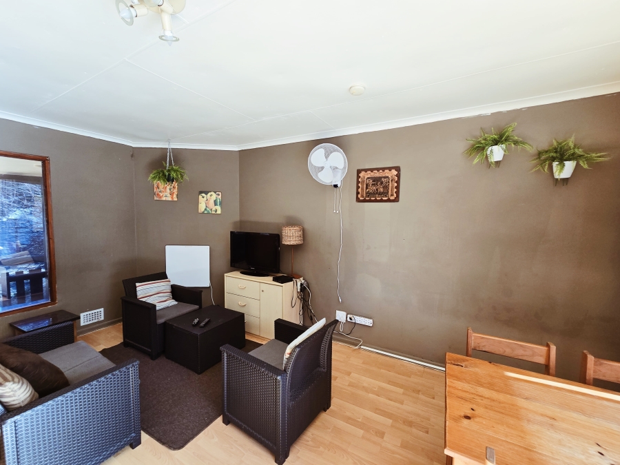 18 Bedroom Property for Sale in Geelhoutboom AH Western Cape